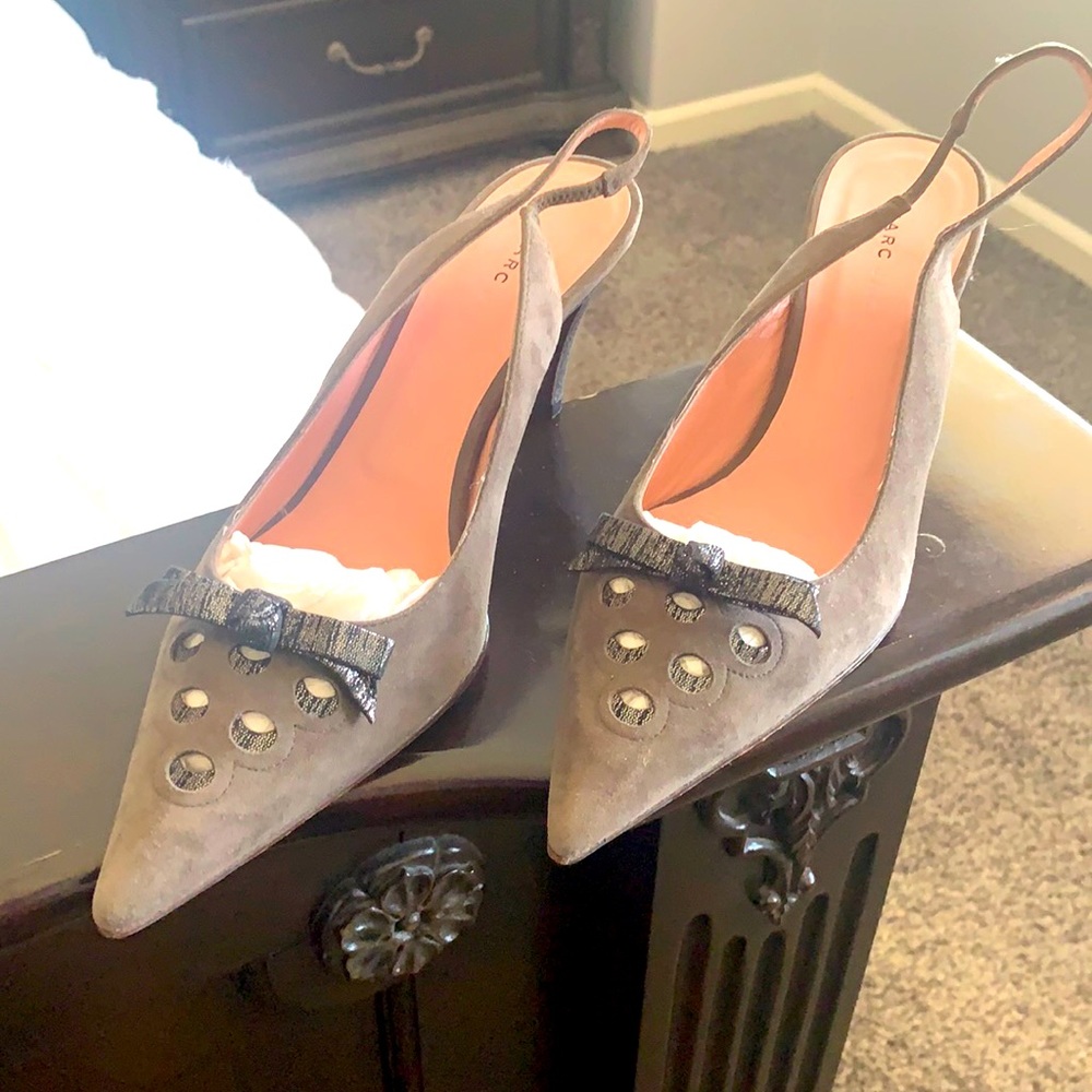 MARC JACOBS Pointy Bow Gray Suede Slingbacks 40.5 (9.5 US) NWOB